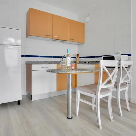 Neptuno - Adults Only